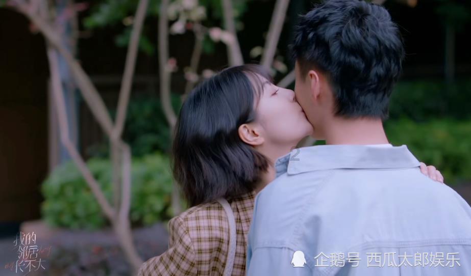 救援年轻女歌手