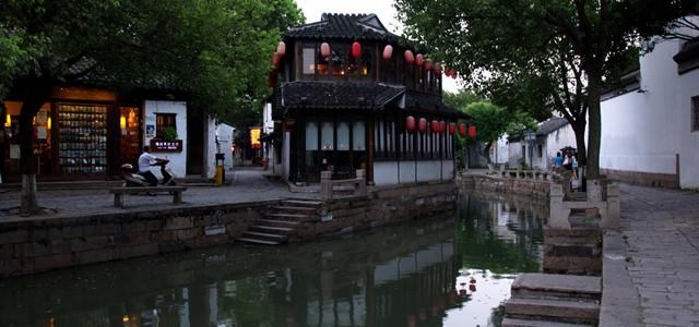 逃出上锁的现代房间7